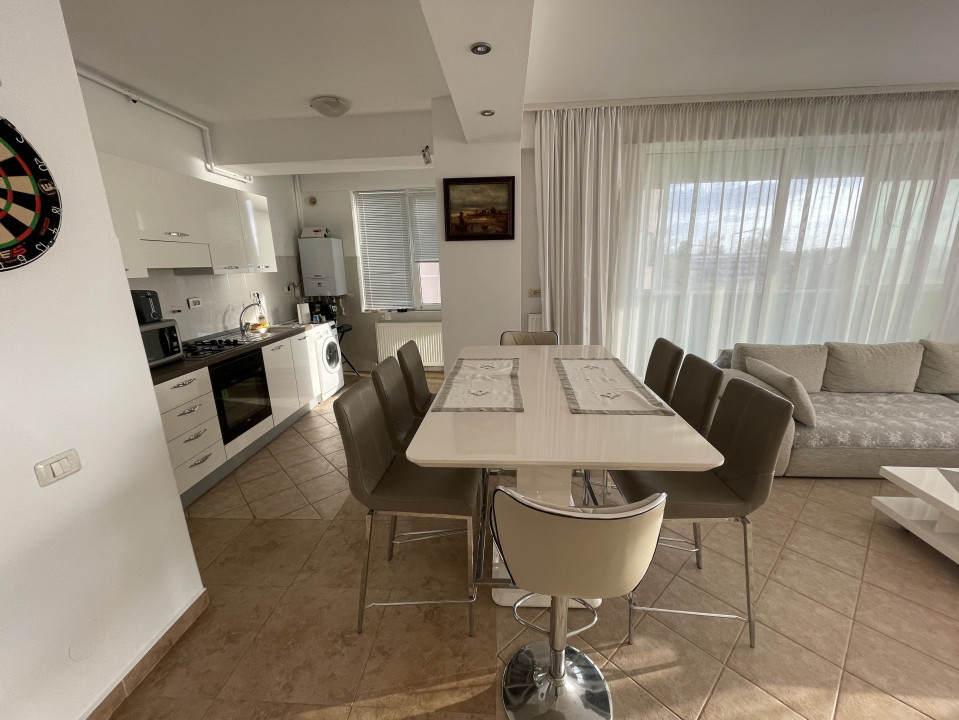 apartament cu 3 camere confort lux, in MAMAIA NORD - SUMMERLAND, frontal lac