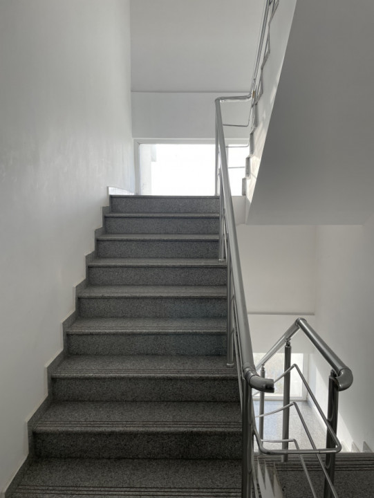apartament cu 3 camere confort lux, in MAMAIA NORD - SUMMERLAND, frontal lac