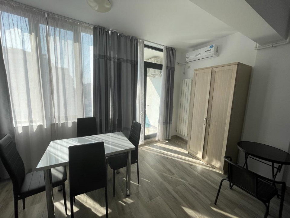  studio in MAMAIA NORD, la 2 pasi de plaja, termen lung (si vara)