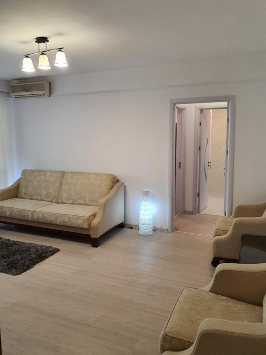 apartament cu 2 camere CENTRU - PIATA UNIRII