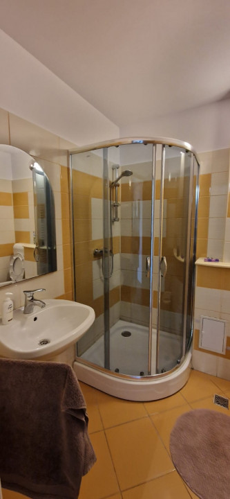 Apartament de inchiriat 2 camere in zona Faleza Nord 