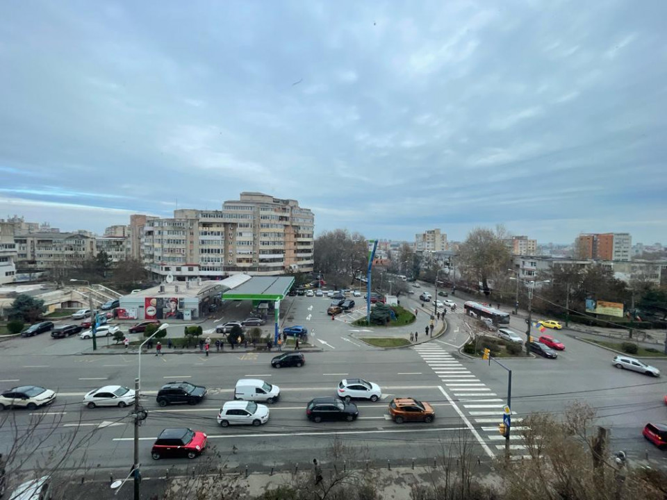 Apartament cu 2 camere decomandate in TOMIS NORD - OMV