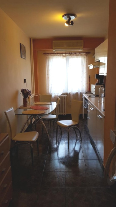 Apartament cu 2 camere decomandate in TOMIS NORD - OMV
