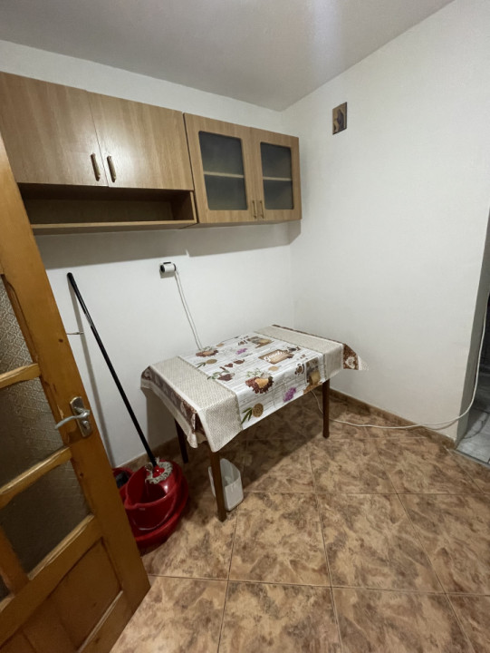  Apartament situat in zona CET