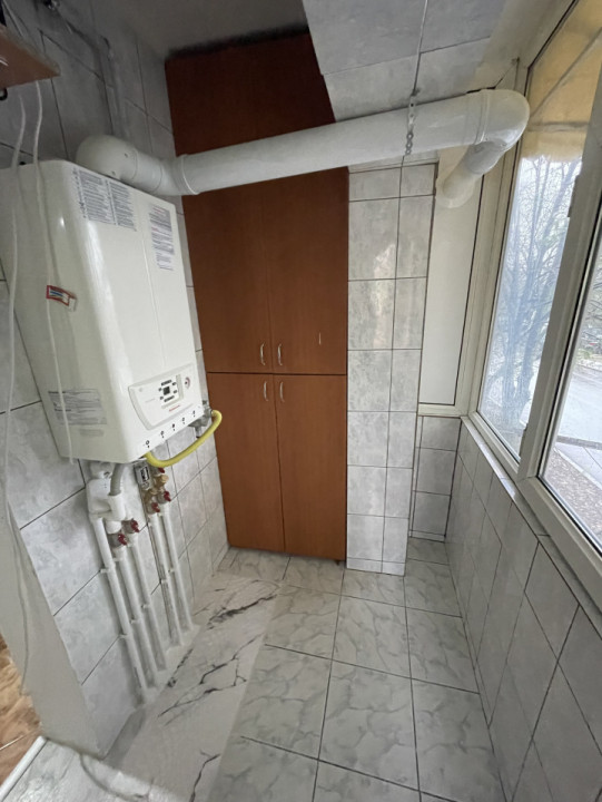  Apartament situat in zona CET