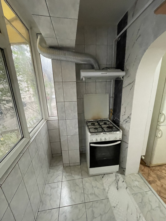  Apartament situat in zona CET