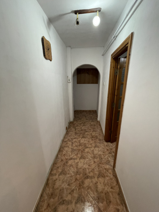  Apartament situat in zona CET