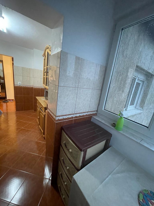  apartament cu 2 camere decomandate, in zona DACIA , aproape de Scoala Spectrum