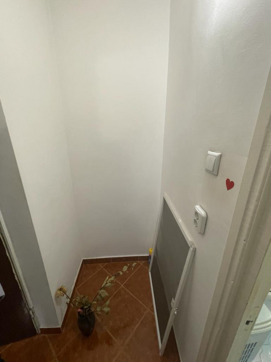  apartament cu 2 camere decomandate, in zona DACIA , aproape de Scoala Spectrum