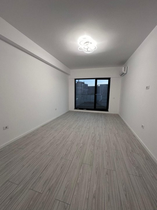  apartament cu 2 camere decomandate  în zona TOMIS NORD - VIVO, bloc 2022