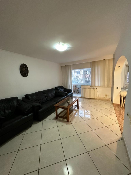 Apartament 2 camere in zona Dacia 