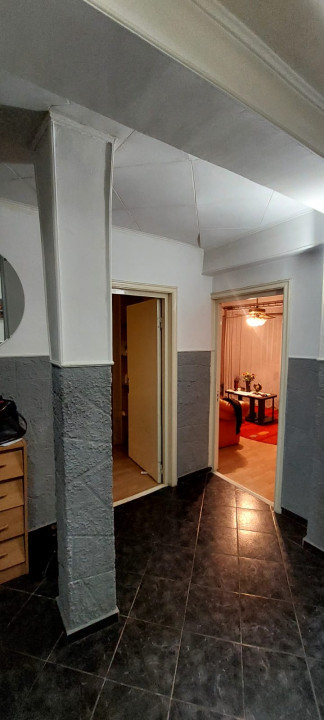 Apartament 3 camere decomandate in zona  Inel II