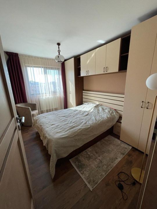 Apartament 3 camere decomandat situat in zona COMPOZITORI