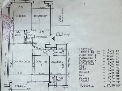 Apartament 4 camere transformat in 3 camere situat in zona Delfinariu Bl MAMAIA