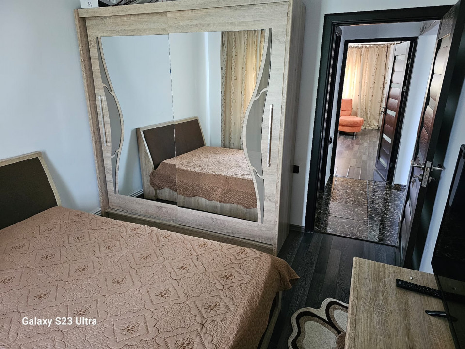 Apartament 2 camere decomandate, in zona CET