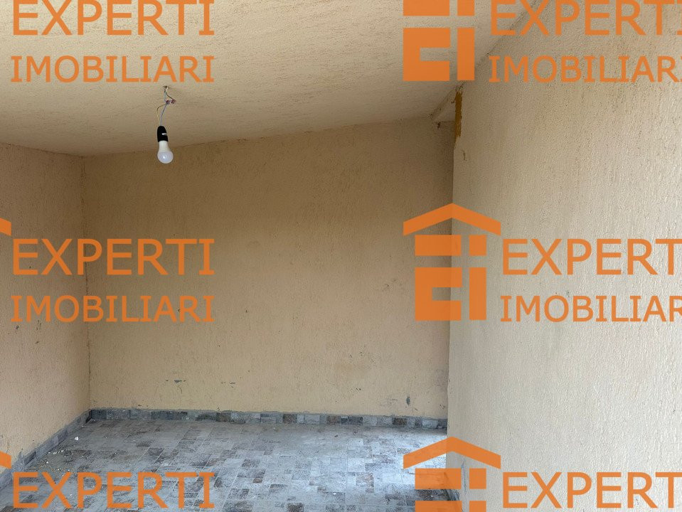 Casă 3 camere situată in zona POD BUTELII