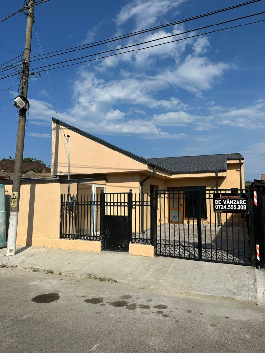 Casă 3 camere situată in zona POD BUTELII