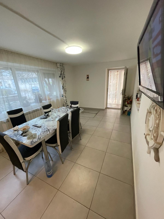 Apartament compus din 3 camere transformat in 4 camere in zona Inel I