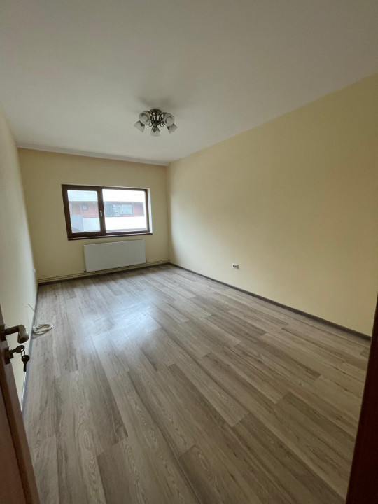 Apartament 3 camere situat in zona TOMIS PLUS