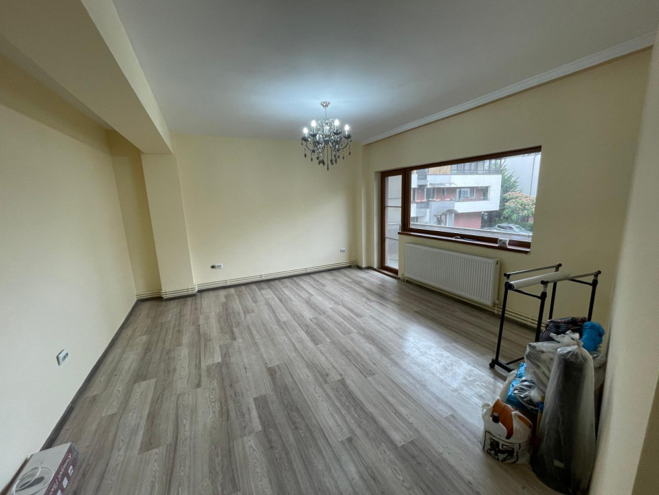 Apartament 3 camere situat in zona TOMIS PLUS