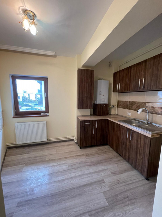 Apartament 3 camere situat in zona TOMIS PLUS