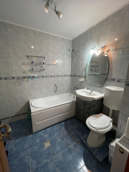 Apartament 3 camere situat in zona TOMIS PLUS