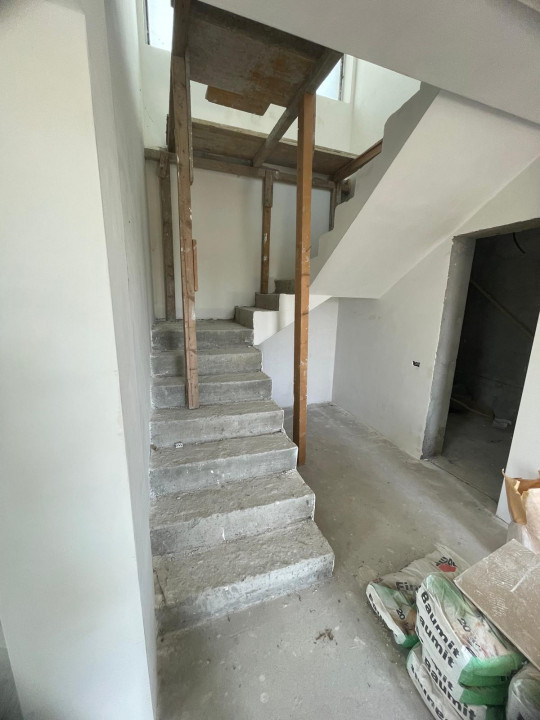  casa P+1, 5 camere, in AGIGEA, zona DINU COCEA,