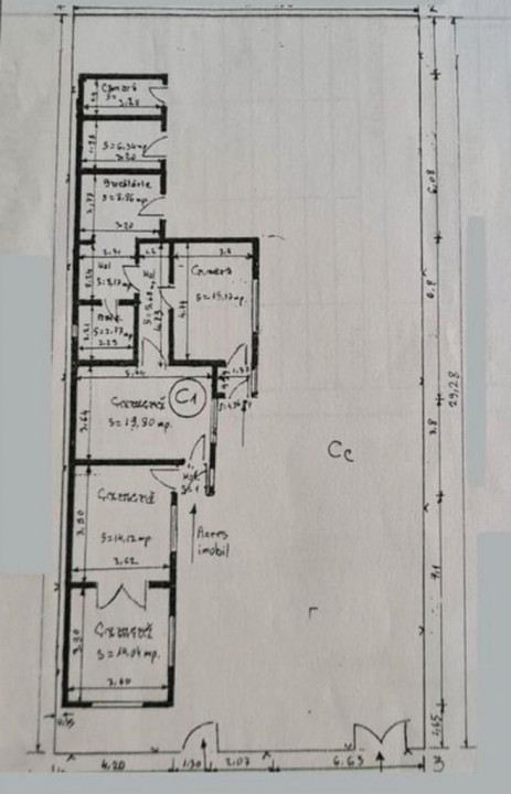 Casa compusa din 5 camere situata in zona TROCADERO