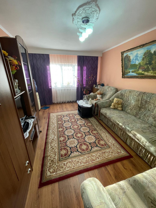 Apartament 2 camere, decomandat situat in zona GARA