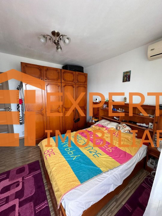 Apartament 3 camere decomandat situat in zona ANDA