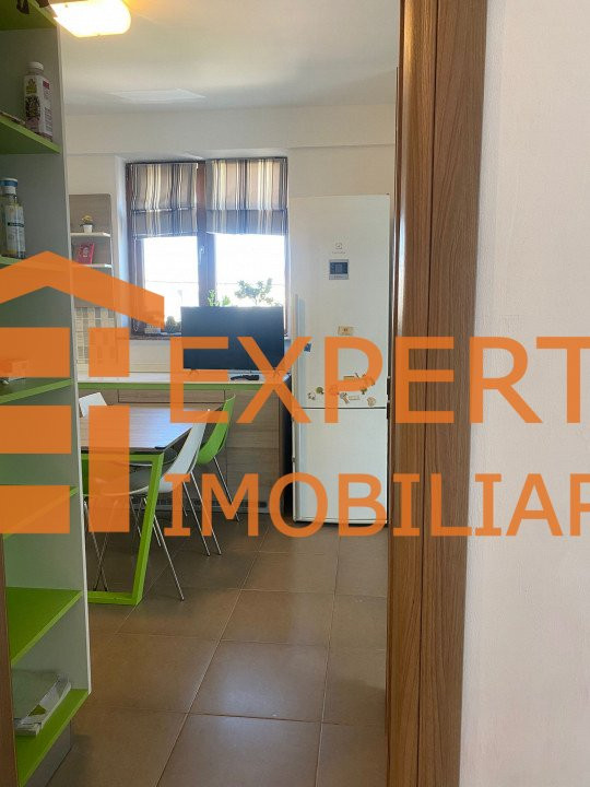 Apartament 3 camere, decomandat situat in zona DACIA, bloc nou