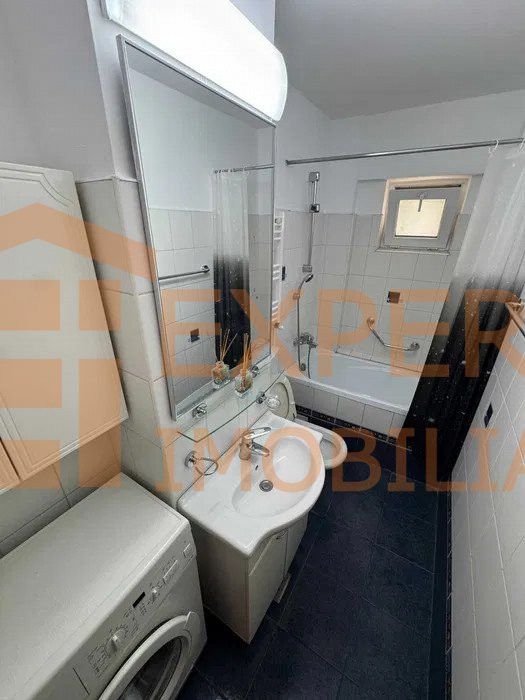 Apartament 2 camere de inchiriat, pe termen lung, situat in zona DACIA