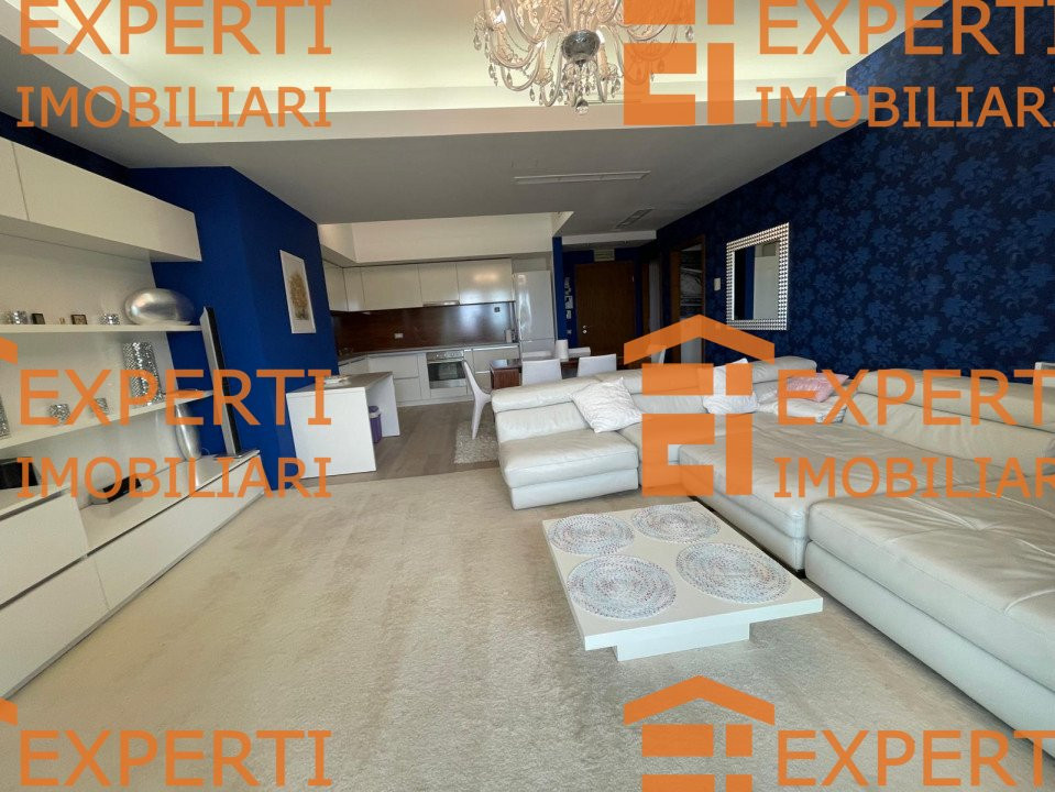 Apartament cu 3 camere cu vedere frontala la mare in zona FALEZA NORD