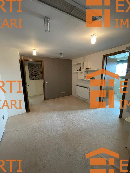 Apartament cu 3 camere cu vedere frontala la mare in zona FALEZA NORD