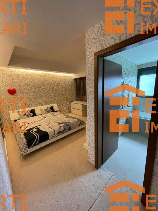 Apartament cu 3 camere cu vedere frontala la mare in zona FALEZA NORD