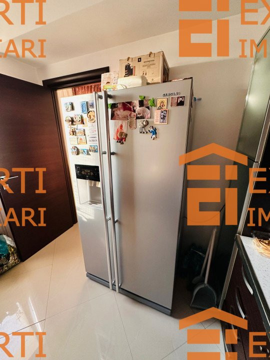 Apartament 3 camere decomandat situat in zona COMPOZITORI