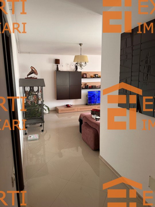 Apartament 3 camere decomandat situat in zona COMPOZITORI