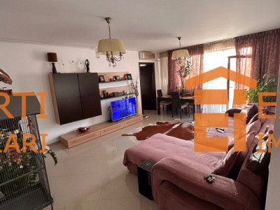 Apartament 3 camere decomandat situat in zona COMPOZITORI