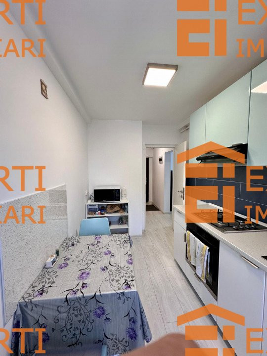 Apartament 3 camere situat in zona CENTRU - LICEUL TRAIAN (COLONADELOR)