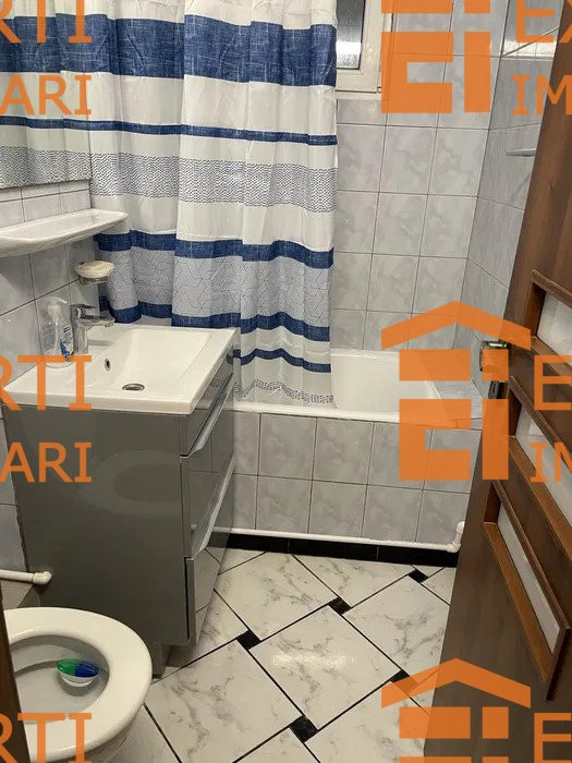 Apartament de inchiriat situat in zona TOMIS NORD - ROVERE