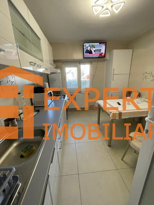 Apartament 2 camere in zona FALEZA NORD