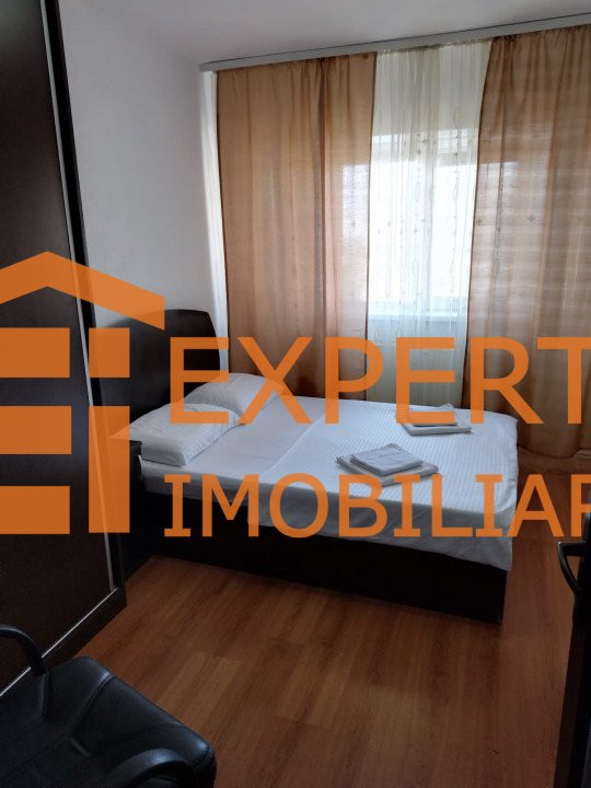 Apartament 3 camere situat in zona FALEZA NORD