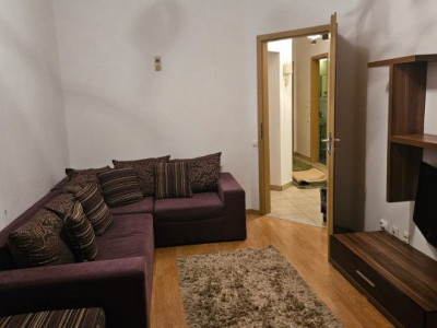 Apartament situat in zona CENTRU