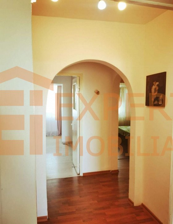 Apartament 3 camere situat in zona INEL I - GALERIILE SOVEJA