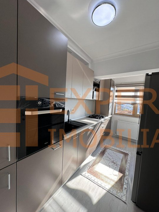 Apartament 3 camere, de inchiriat, termen lung, situat in zona CITY PARK MALL