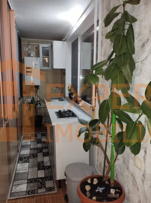 Apartament 3 camere situat in zona CENTRU - Liceul Traian (Colonadelor)