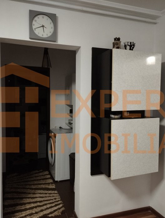 Apartament 3 camere situat in zona CENTRU - Liceul Traian (Colonadelor)