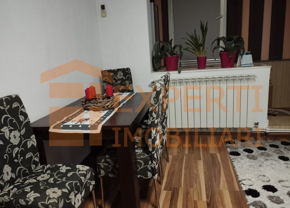 Apartament 3 camere situat in zona CENTRU - Liceul Traian (Colonadelor)