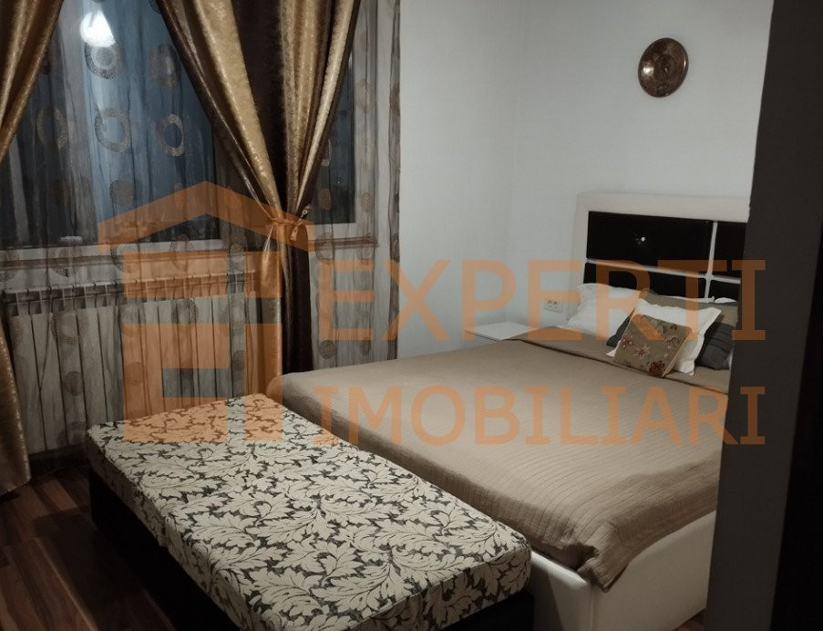 Apartament 3 camere situat in zona CENTRU - Liceul Traian (Colonadelor)