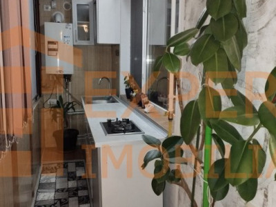 Apartament 3 camere situat in zona CENTRU - Liceul Traian (Colonadelor)